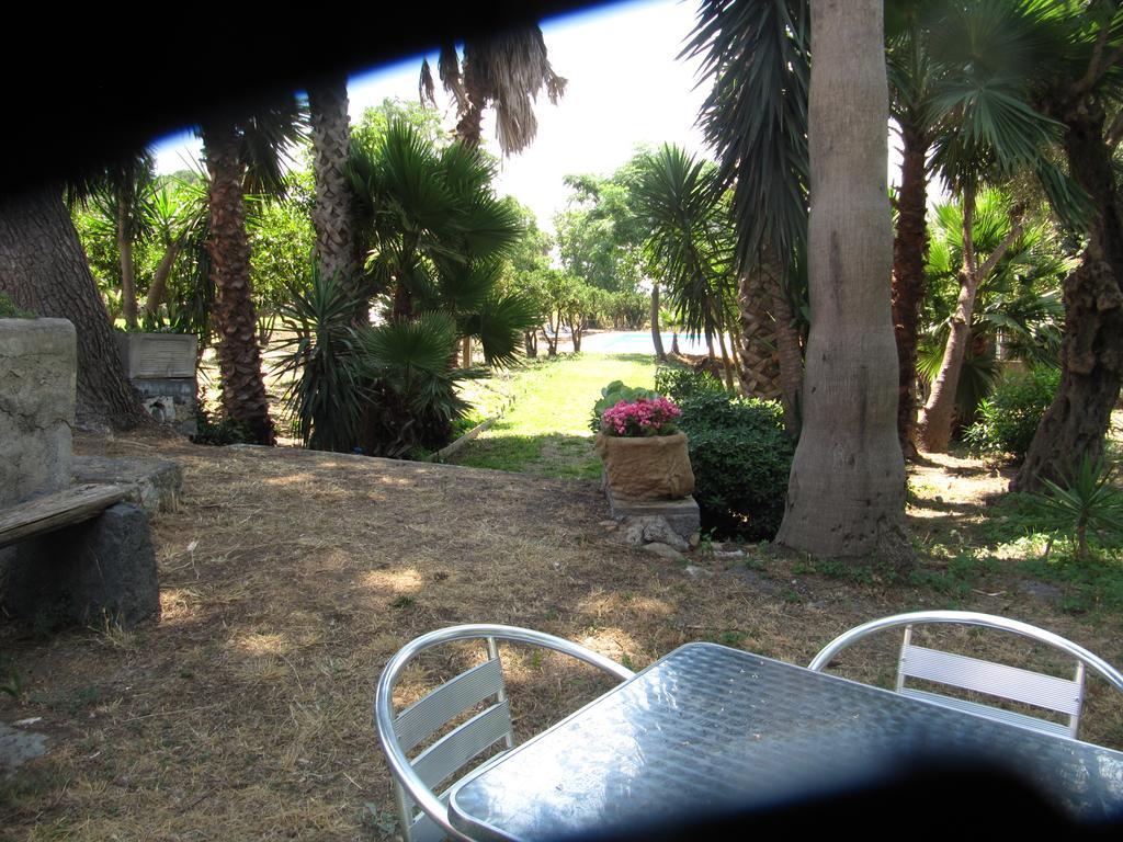 Terre Del Cardinale Country Suites Catânia Exterior foto